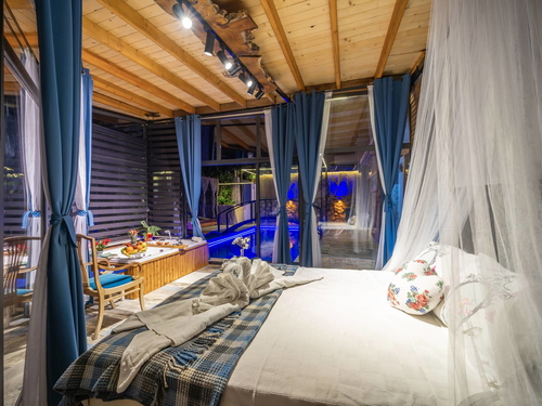  gece  -  Kasım
  | Kalkan’da Doğa İçinde Özel Havuzlu Balayı Villası
